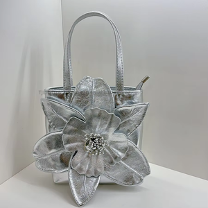 Sac de soirée pour femme style français avec fleurs en relief, pochette en polyester, petit sac à main Tanjing - Product Image 4