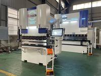 SANXIN entièrement automatique 6 axes Servo CNC presse plieuse 1300mm pur presse plieuse électrique banc pour le traitement de l'aluminium