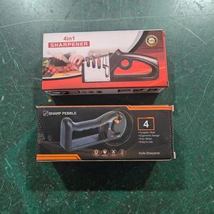 Aiguiseur de couteaux ergonomique antidérapant à 4 étapes, aiguiseur de couteaux dentelés, répare, affine et polis les lames - Product Image 5