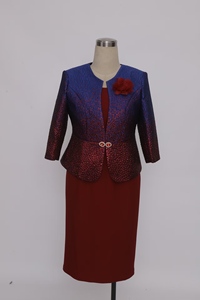 Tenue de cérémonie africaine pour femme, idéale pour les occasions spéciales et les mariages traditionnels - Product Image 4
