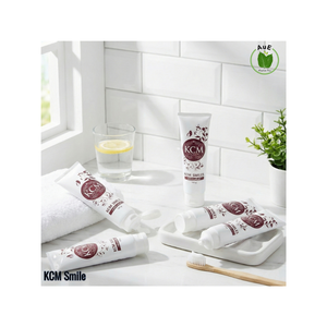 Pasta de dientes herbal KCM Smiles, pasta de dientes tailandesa a base de hierbas, formulada con ingredientes herbales naturales cuidadosamente seleccionados. - Product Image 2