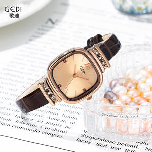 Reloj de cuarzo cuadrado para mujer, estilo retro minimalista, con correa de cuero, resistente al agua. - Product Image 5