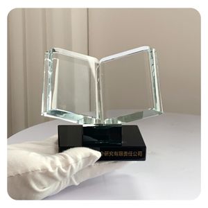 ADL K9 Trophée en Verre Cristal en Forme de <span class=keywords><strong>Livre</strong></span> Clair Personnalisable Mots Gravés Décoration Maison Amour Romantique Thème Souvenir Cadeaux - Product Image 6