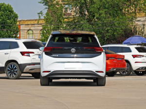 ID.<span class=keywords><strong>3</strong></span> 2025スマートエディションピュアエレクトリックコンパクトカー5ドア5人乗りハッチバック電気自動車 - Product Image 4