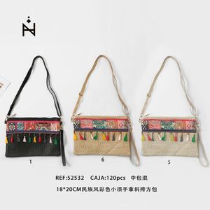 Bolso de Mano Pequeño Colorido de Estilo Étnico, Bolso Bandolera de 18x20cm - Product Image 3