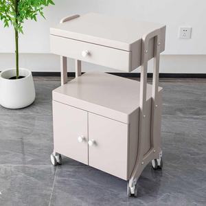 Carrito de Peluquería Desmontable de Alta Gama Zxm, Carrito Dorado para Asistente de Peluquería con Ruedas Universales Antienredos - Product Image 3