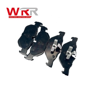 34216774692 34216773161 Jeu de plaquettes de frein pour BMW E90 E92 E84 320i 325i 328i Système de freinage automobile Disque de friction céramique arrière durable - Product Image 4