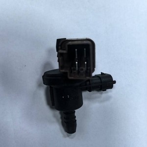 Interruptor de Luz de Freno Nissan 25320-BC60B 12V Para Vehículos Nissan OPT-OS2227 - Product Image 4