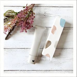 Caja de Cartón Personalizada de Fábrica con Lámina Plateada, Laminación Mate y Forro de Esponja para Empaque de Cosméticos y Cuidado de la Piel - Product Image 1