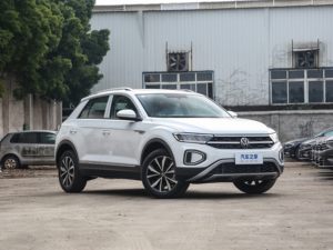 Volkswagen T-<span class=keywords><strong>ROC</strong></span>, SUV compact VW, véhicule essence économique, automobile, voitures d'occasion - Product Image 3