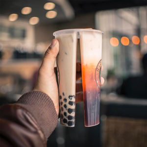 Cundao 700ml PP Double Enjoy Bubble Tea Lovers Share Injection Disposable Plastic Cup Split Cup Drinks - Product Image 2