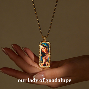 Collar con Colgante de Imagen en Relieve 3D de <span class=keywords><strong>Nuestra</strong></span> <span class=keywords><strong>Señora</strong></span> de Guadalupe, Festival Católico, Personalizado con la Virgen María para Mayoristas Religiosos - Product Image 1