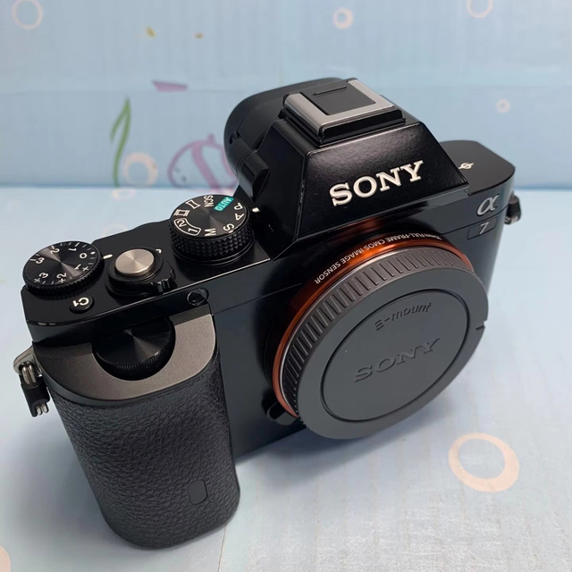 Ready to Ship Used Sonys A7m1 Full-frame Mirrorless Camera