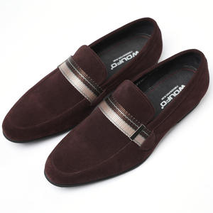 Nuevos Zapatos de Cuero para Hombre que Aumentan la Estatura - Zapatos de Piel de Vacuno hasta el Tobillo, Acabado Mate, Cómodos, Modernos, Casuales e Impermeables - Product Image 1