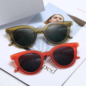 Gafas de Sol Retro Vintage con Marco de Ojo de Gato, Gafas de Sol Redondas de Lujo para Mujer - Product Image 1