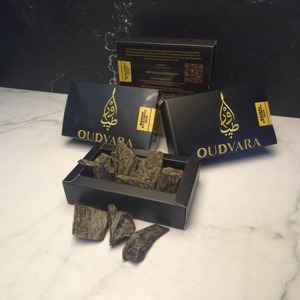 Oud Sanai Syahbaz de Lujo, 50g, Perlas de Oud de Calidad Superior, Aroma Amaderado Profundo, Aromático y Duradero para Sanación Espiritual, Otoño, Verano - Product Image 1