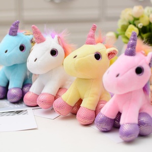 Llavero de Peluche de Unicornio con Pelo Arcoíris, Llavero de Bola de Pelo, Colgante para Bolso, Llavero de Unicornio - Product Image 4