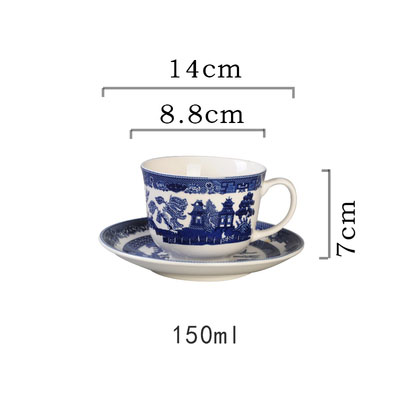Tasse et soucoupe bleues
