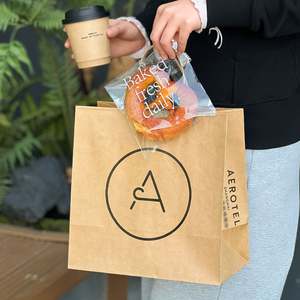 Sacs en papier kraft personnalisés biodégradables, recyclables et adaptés aux aliments, pour l'emballage de boulangerie et de café, vente en gros - Product Image 3