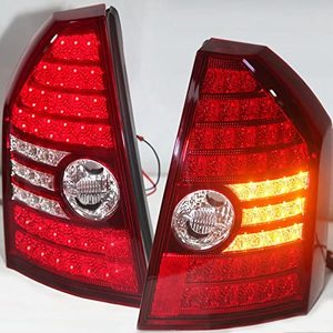 Fanali Posteriori a LED per Chrysler 300C Anni 2005-2008 Luci Posteriori Rosse WH - Product Image 2