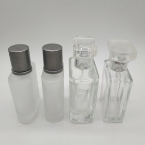 Chất lượng cao rõ ràng chai thủy tinh màu đen cho nước hoa 30ml 50ml <span class=keywords><strong>100ml</strong></span> bơm lại cổ điển tùy chỉnh thiết kế vuông chai nước hoa sang trọng - Product Image 6