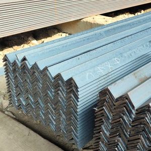 Barra Angular de Acero al Carbono de Sección Igual 25x25-150x150mm, Espesor 3-12mm, ASTM A36, Laminada en Caliente para Soporte Estructural, Soldadura y Doblado - Product Image 1