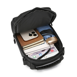 Sac de Poitrine Bandoulière Sport Décontracté en Cuir PU Imperméable avec Fermeture Éclair, Design Personnalisable et Portable pour l'Été - Product Image 3