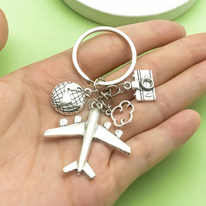 Porte-clés avion en alliage d'argent antique avec breloque caméra Terre, accessoire de bijouterie portable pour cadeaux créatifs DIY - Product Image 2