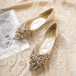 <span class=keywords><strong>Soldes</strong></span> Exceptionnelles : Sandales Plates de <span class=keywords><strong>Luxe</strong></span> à Bout Fermé pour <span class=keywords><strong>Femme</strong></span>, Ornées de Strass Dorés, en Cuir PU Souple, Modèle Creux à Bout Pointu - Product Image 1