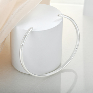 <span class=keywords><strong>Xlove</strong></span> Nouvelle Collection Bracelet Jonc Ouvert 60mm en Argent Sterling 925 Plaqué avec Breloque Cœur Personnalisable - Product Image 3