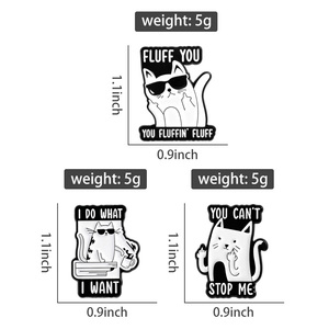 Gesto satiricamente maleducato dello smalto del gatto con spille del dito medio non puoi fermarmi, faccio quello che voglio spille gioiello distintivo del risvolto - Product Image 6