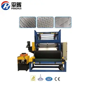 Automatically 0.5-10mm Thickness Of Fabric Automotive Fabric Embossing Machine