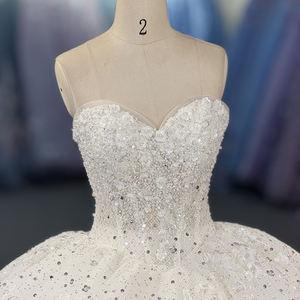 Vestido de Novia Estampado Hasta el Suelo con Cintura Natural y Apliques de Pedrería Vintage para 8502 - Product Image 4