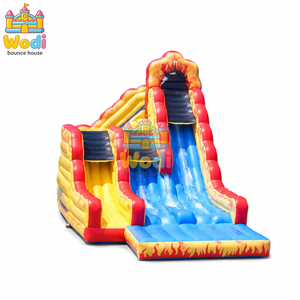 Château aquatique gonflable <span class=keywords><strong>avec</strong></span> zone de saut, <span class=keywords><strong>piscine</strong></span> et toboggan pour s'amuser en nageant et en sautant - Product Image 2