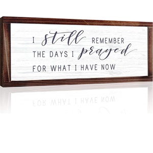 Targa in Legno Rustica da Appendere 'I Still Remember the Days', Placca da Parete Stile Fattoria su Sfondo Bianco - Product Image 1