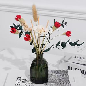 ขวดแก้วสีเขียวสไตล์อินส์ น้ำหอมปรับอากาศแบบก้านไม้หอมแห้ง ละลายน้ำได้ กลิ่นหอม 60-90 วัน ของตกแต่งบ้าน ของขวัญวันหยุด - Product Image 1