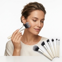 Lot de 13 pinceaux plats personnalisables à poils synthétiques et manche en bois, marque privée, fabrication OEM/ODM pour poudre, anticernes, eye-liner et fond de teint