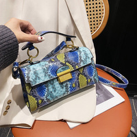 Sacs fourre-tout tendance 2022 pour femmes : Nouveaux sacs à main à lettres pour jeunes femmes, vente chaude directe usine