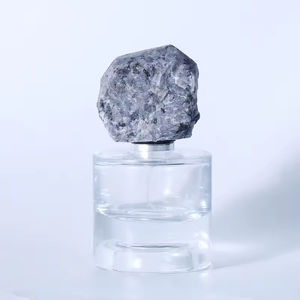 Lujosa botella de perfume de alta gama de 50 ml con tapa a presión, botella de spray transparente, tapa de piedra vintage, forma cilíndrica - Product Image 3