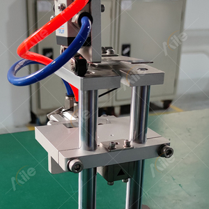 Machine <span class=keywords><strong>de</strong></span> découpe <span class=keywords><strong>de</strong></span> tubes <span class=keywords><strong>de</strong></span> pompe à <span class=keywords><strong>parfum</strong></span> pneumatique semi-automatique AILE, coupe-tube manuel réglable avec garantie d'un an - Product Image 2