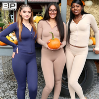 Ensemble deux pièces décontracté pour femme, avec haut à capuche zippé à manches longues et pantalon moulant brodé de couleur unie, style survêtement
