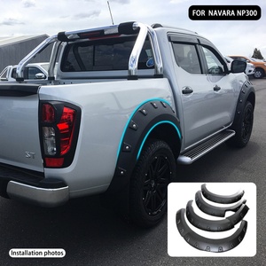 Accessoires de voiture universels flexibles en ABS, garde-boue en plastique noir 4x4 pour Nissan Navara NP300 2015-2021 - Product Image 4