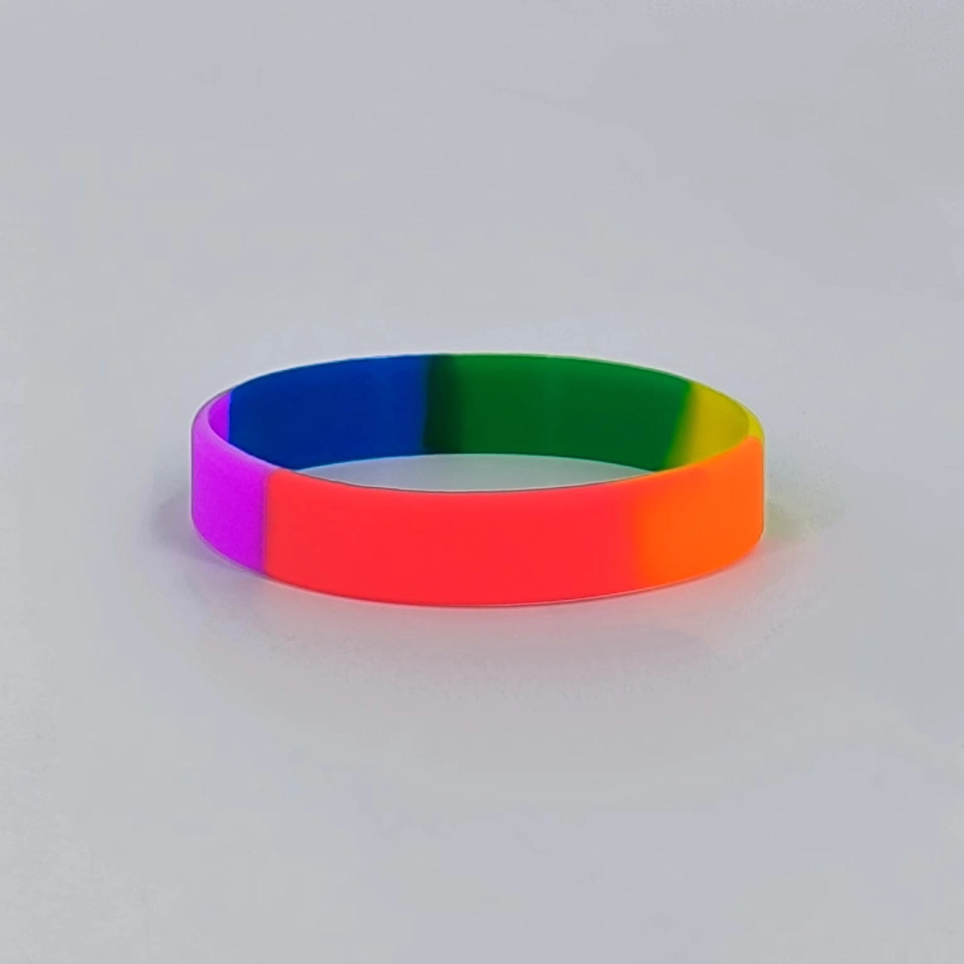 Segmented silicone wristband