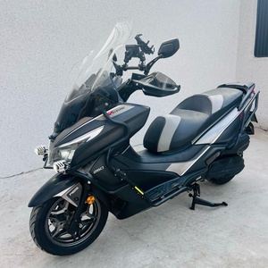 KYMCO Xciting 250 <span class=keywords><strong>Maxi</strong></span> Scooter, Motore Monocilindrico Raffreddato a Liquido da 250cc, ABS e TCS, Ideale per il Pendolarismo Urbano - Product Image 3