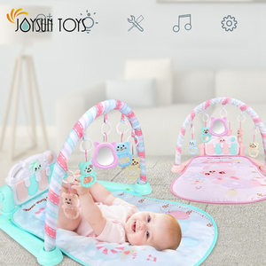Tapis de <span class=keywords><strong>piano</strong></span> à pédale oyuncak pour bébé avec jouets suspendus de dessin animé tapis de jeu d'activité rampante pour les tout-petits - Product Image 2