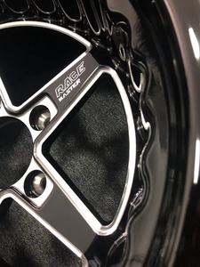 Rueda de Arrastre 15X7.0 5X114.3 ET0 Espacio Trasero 4.0 Pulgadas Ruedas de Aleación Autodrag <span class=keywords><strong>Convo</strong></span> Pro Negro CNC Race Master - Product Image 5