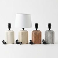 Lámpara de Noche de Cerámica Escandinava Minimalista para Dormitorio de Hotel, Lámpara de Mesa de Gres Rústico Nórdico Hecha a Mano Estilo Wabi Sabi