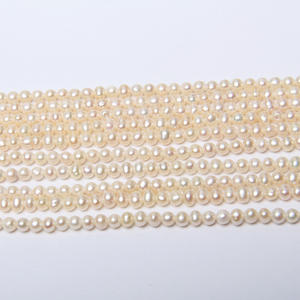 Perles d'eau douce fines, presque rondes, sans défaut, de 3,5 à 4 mm, en forme de pomme de terre, perles semi-finies pour collier, perles en vrac - Product Image 1