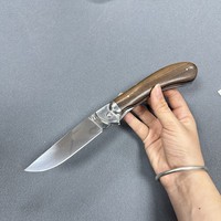 FTB02 couteau de camping en acier inoxydable de vente chaude de russie européenne manche en bois avec porte-clés couteau pliant emballé dans une pochette en nylon
