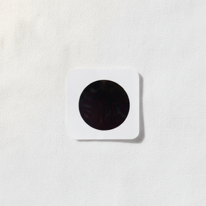 Tela de Algodón Blanca con Ungüento Negro Tradicional para el Alivio del Dolor en Puntos de Acupuntura en Cuello, Hombros, Espalda y Extremidades Inferiores 14cm*14cm - Product Image 1